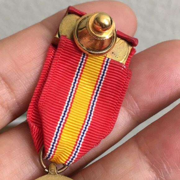 🖤Vtg NATIONAL DEFENSE military medal brooch - Picture 6 of 9